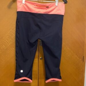 Fabletics below the knee tights